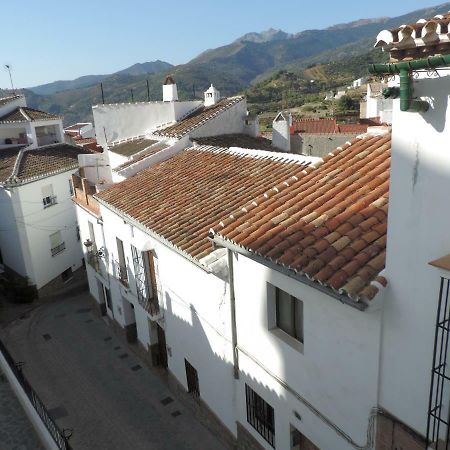 Casa Las Tres Conchas Yunquera エクステリア 写真
